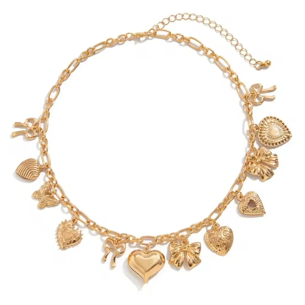 Maison Étoile Gold Heart Bow Necklace